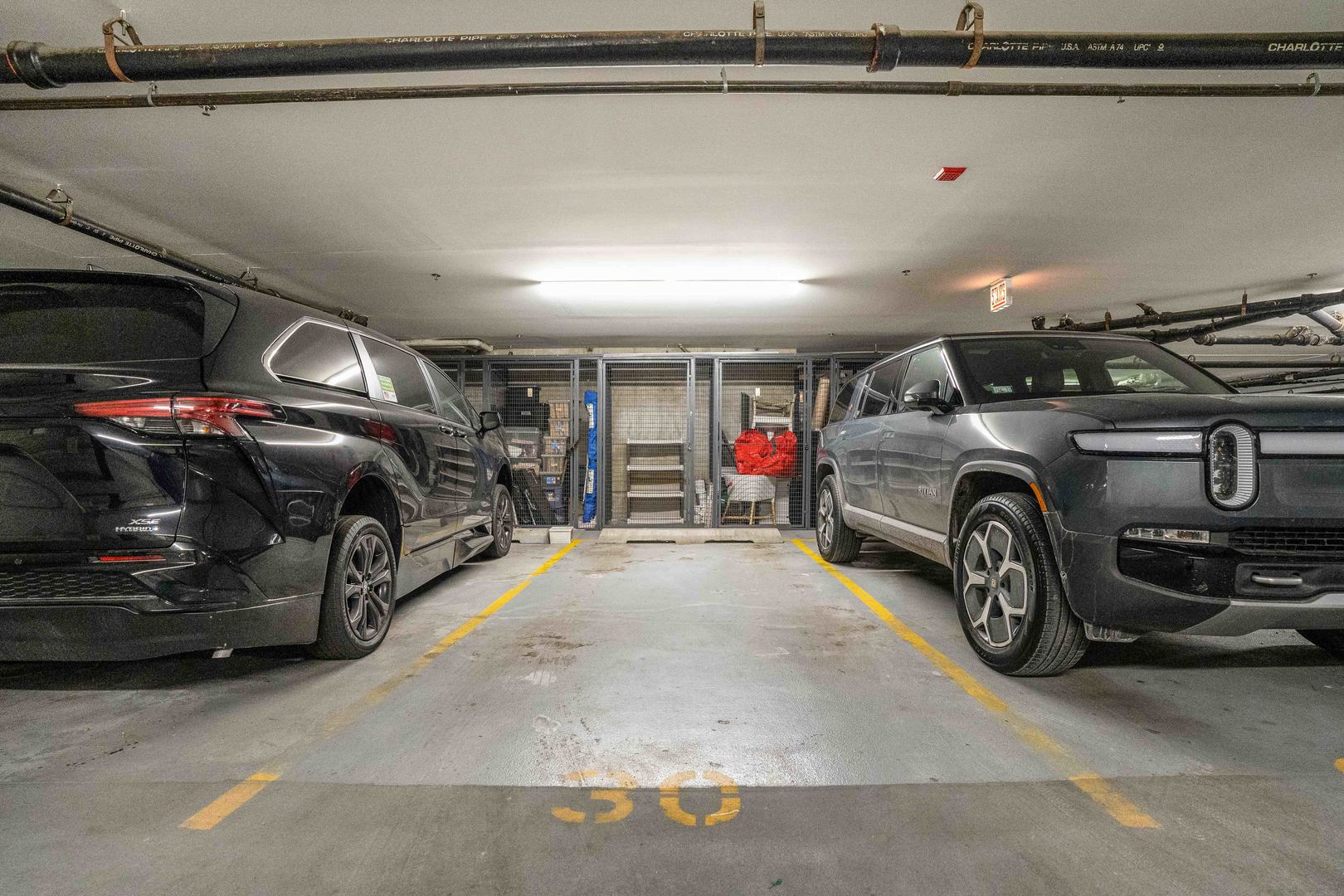 33 W Huron Street Unit: 511