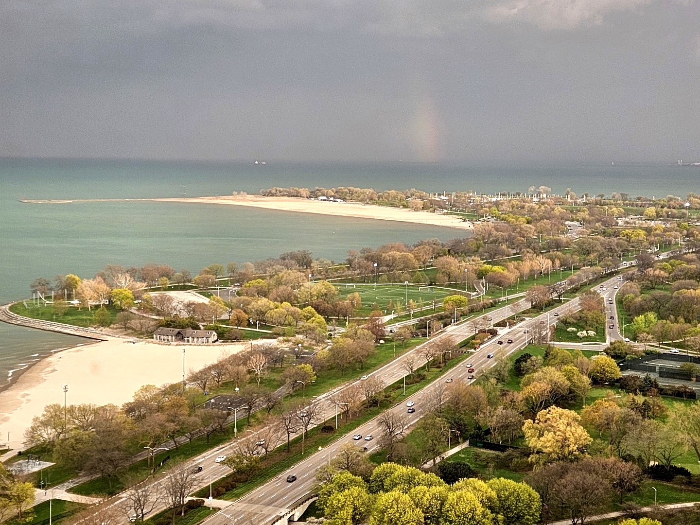 5455 N Sheridan Road Unit: 3910