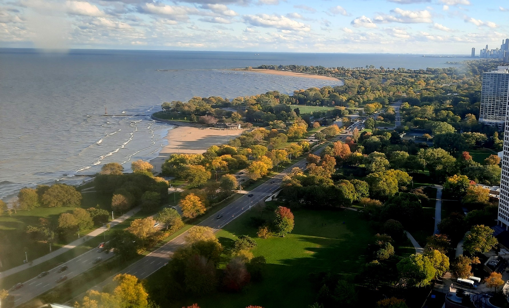 5455 N Sheridan Road Unit: 3910