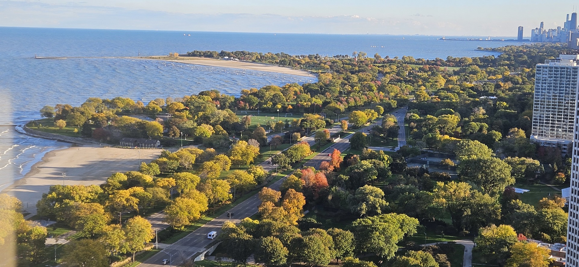 5455 N Sheridan Road Unit: 3910