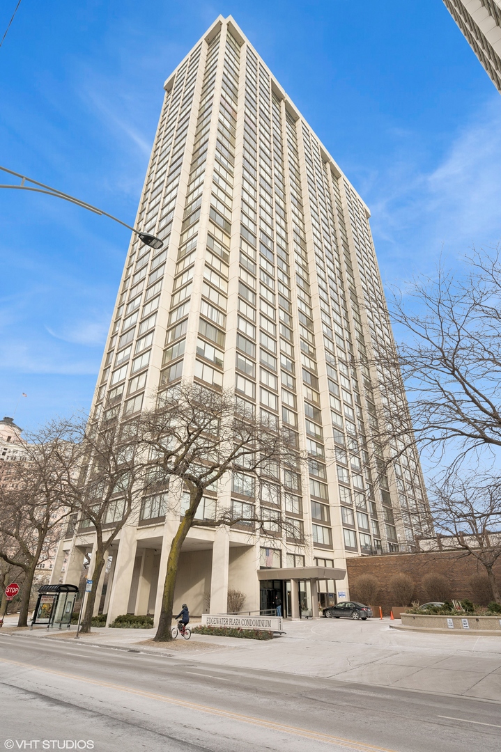 5455 N Sheridan Road Unit: 3910