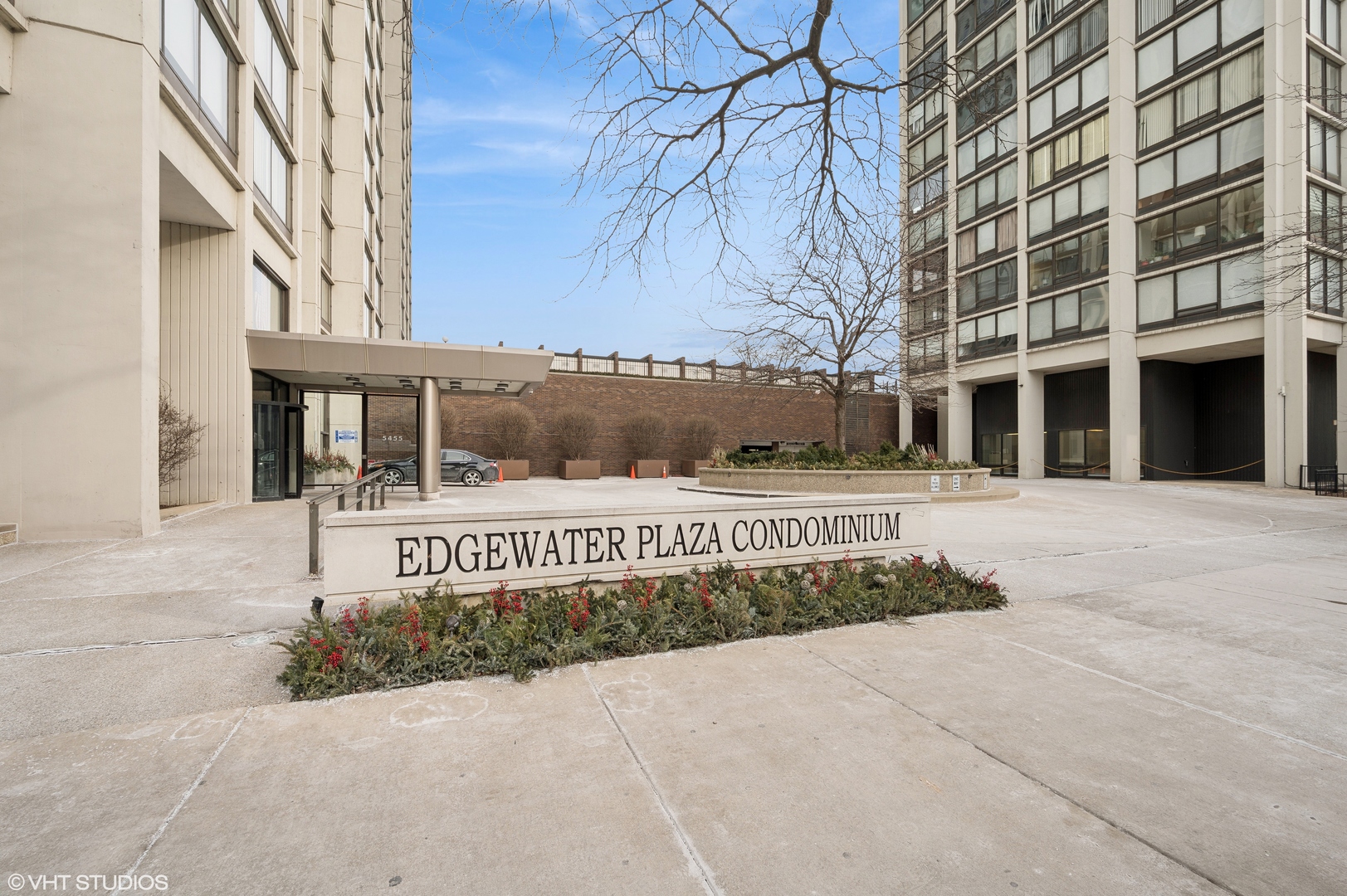 5455 N Sheridan Road Unit: 3910