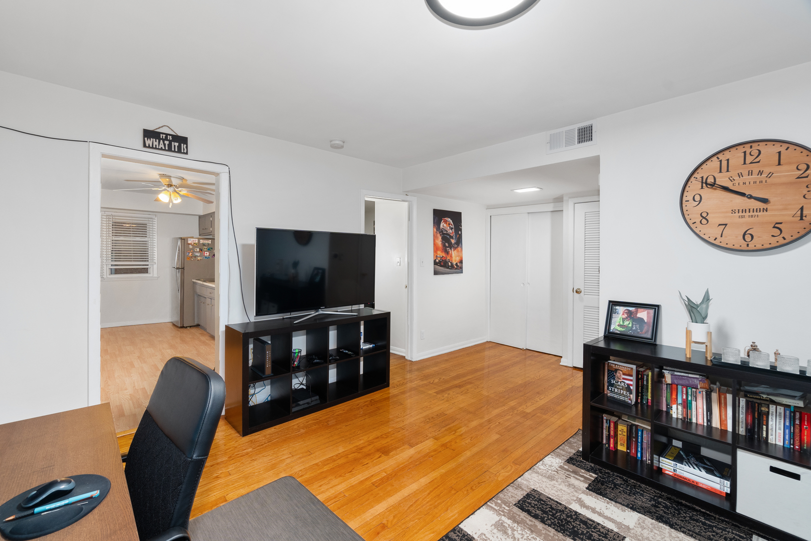 4507 N Central Avenue Unit: 202