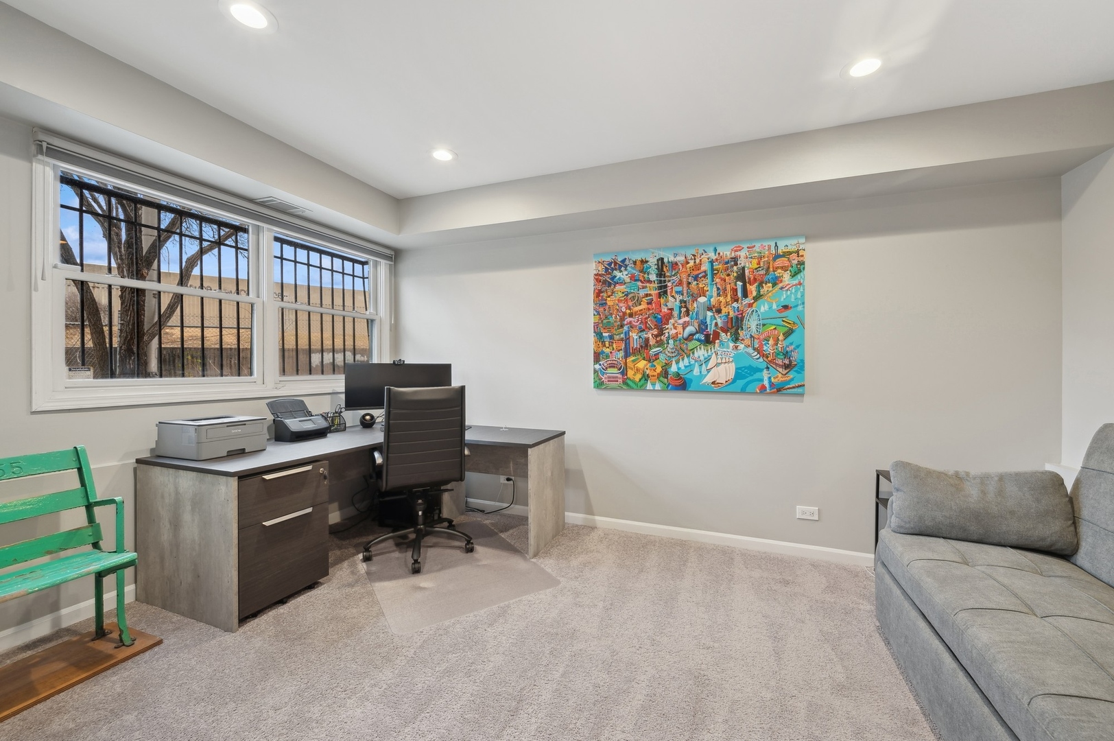 2140 N Winchester Avenue Unit: 2