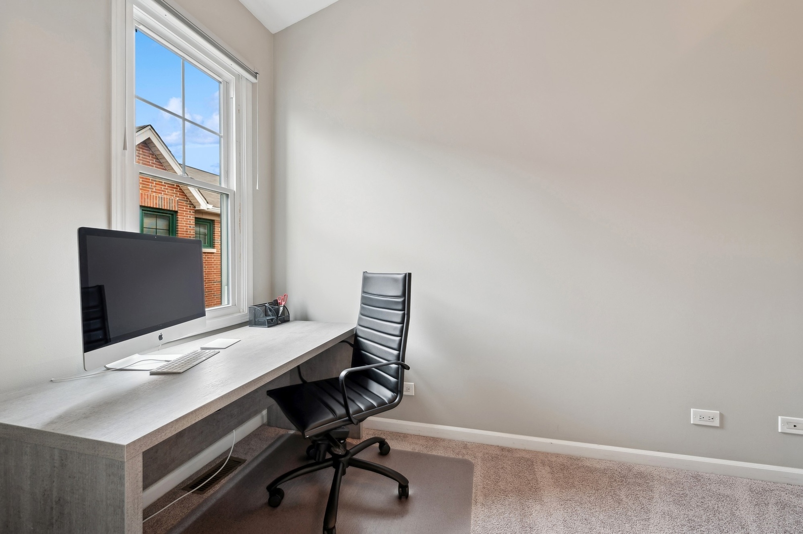 2140 N Winchester Avenue Unit: 2