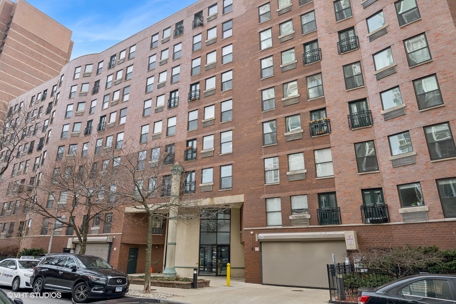 711 W Gordon Terrace Unit: 318