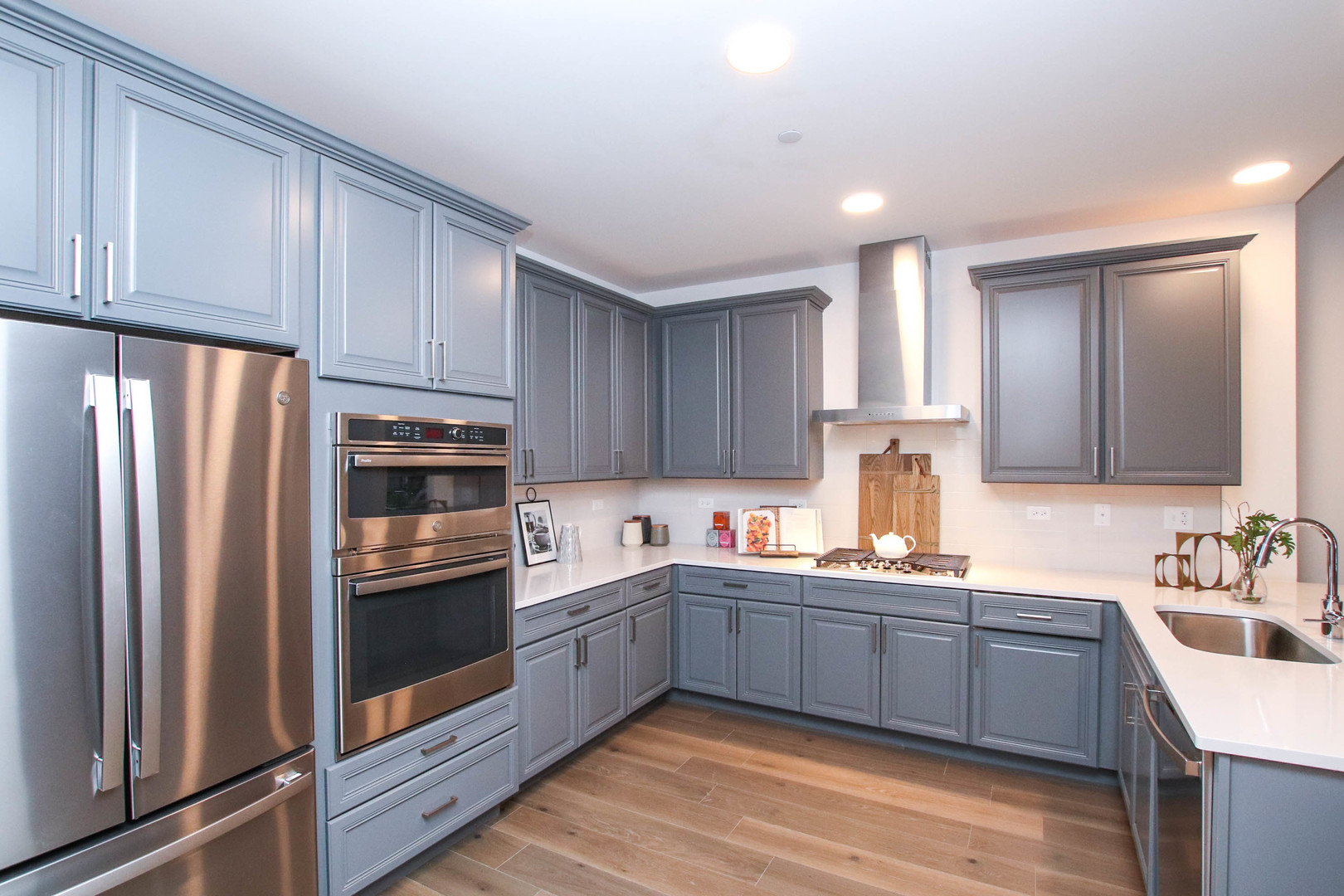 1850 Amberley Court Unit: 104