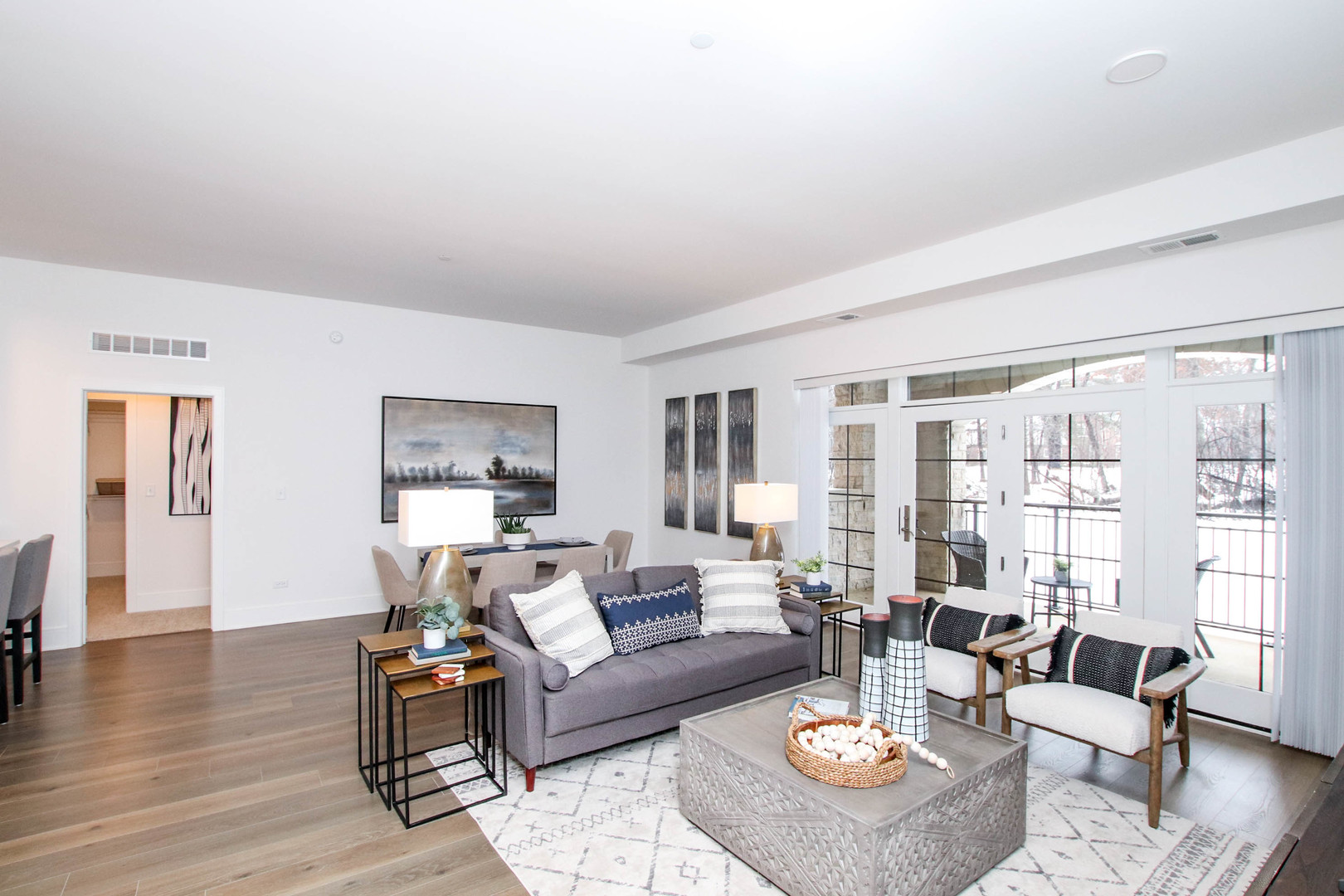 1850 Amberley Court Unit: 104