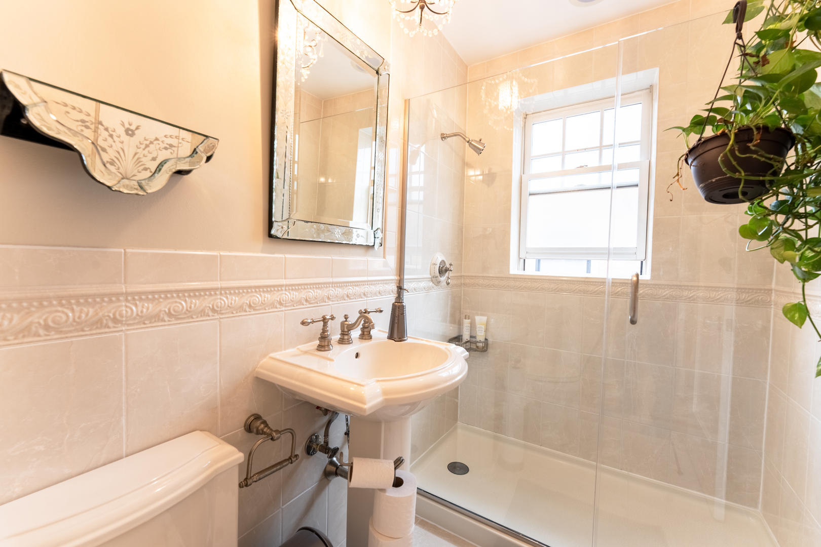 702 W Gordon Terrace Unit: 3A