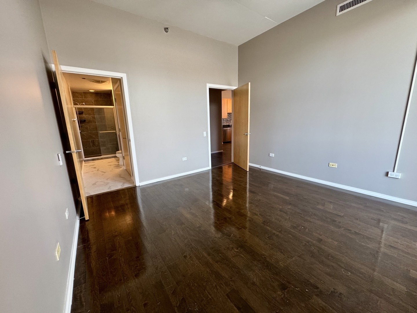 1000 W Leland Avenue Unit: 7H