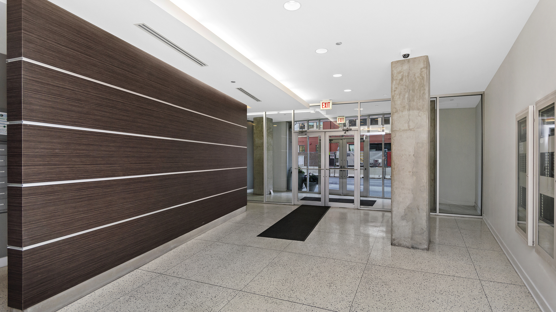 1000 W Leland Avenue Unit: 7H