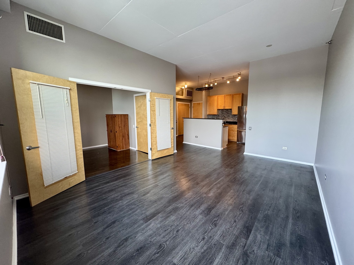 1000 W Leland Avenue Unit: 7H