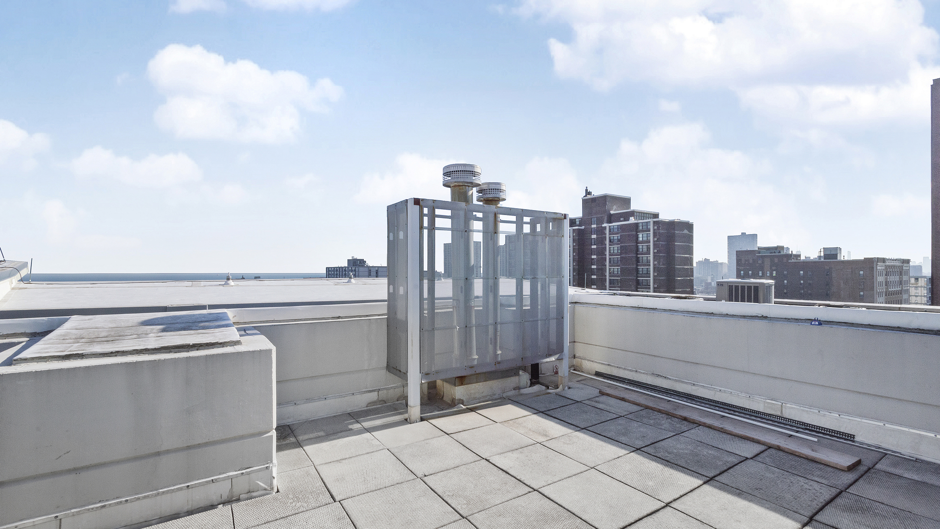 1000 W Leland Avenue Unit: 7H