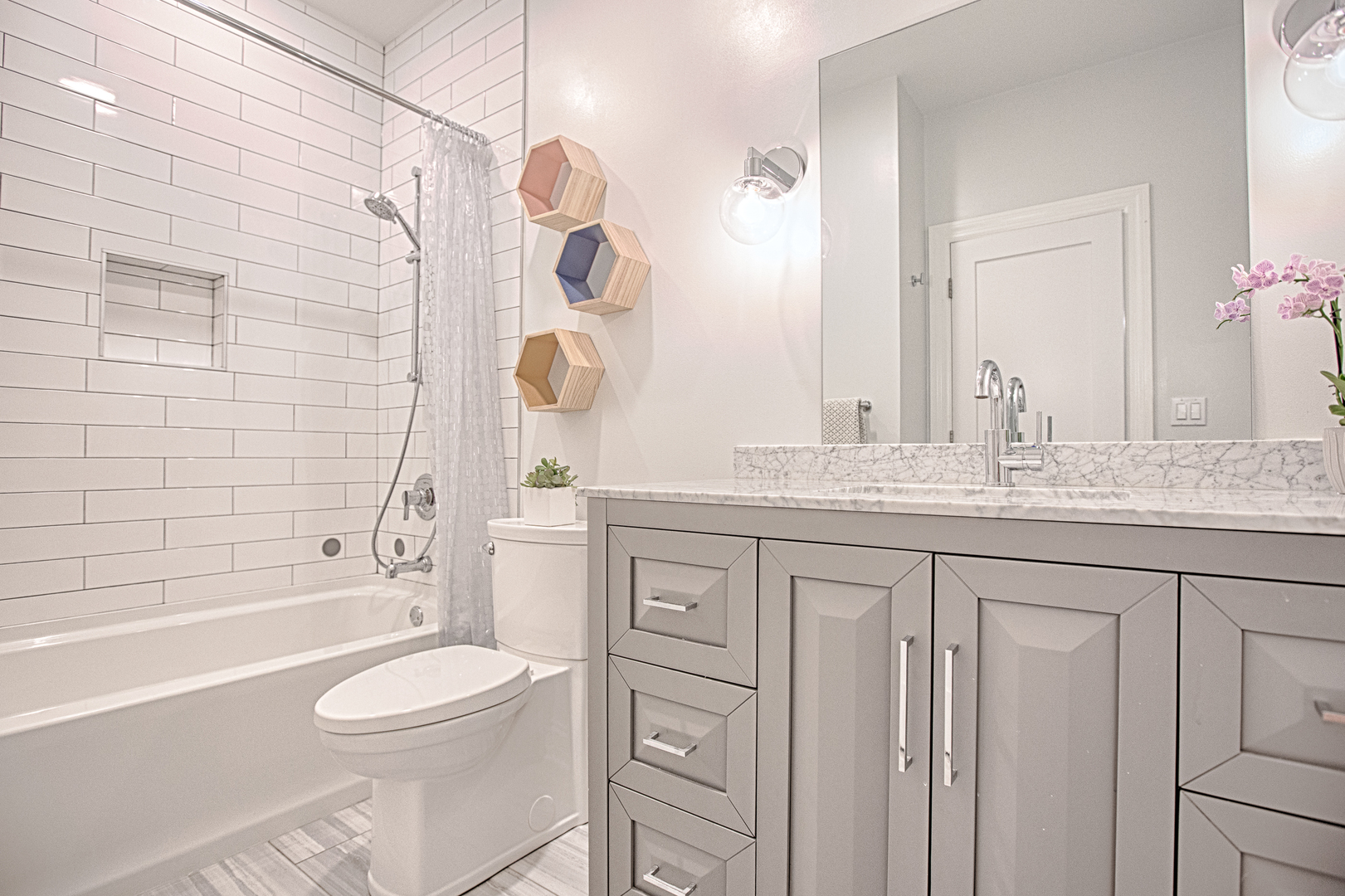 364 W Huron Street Unit: A