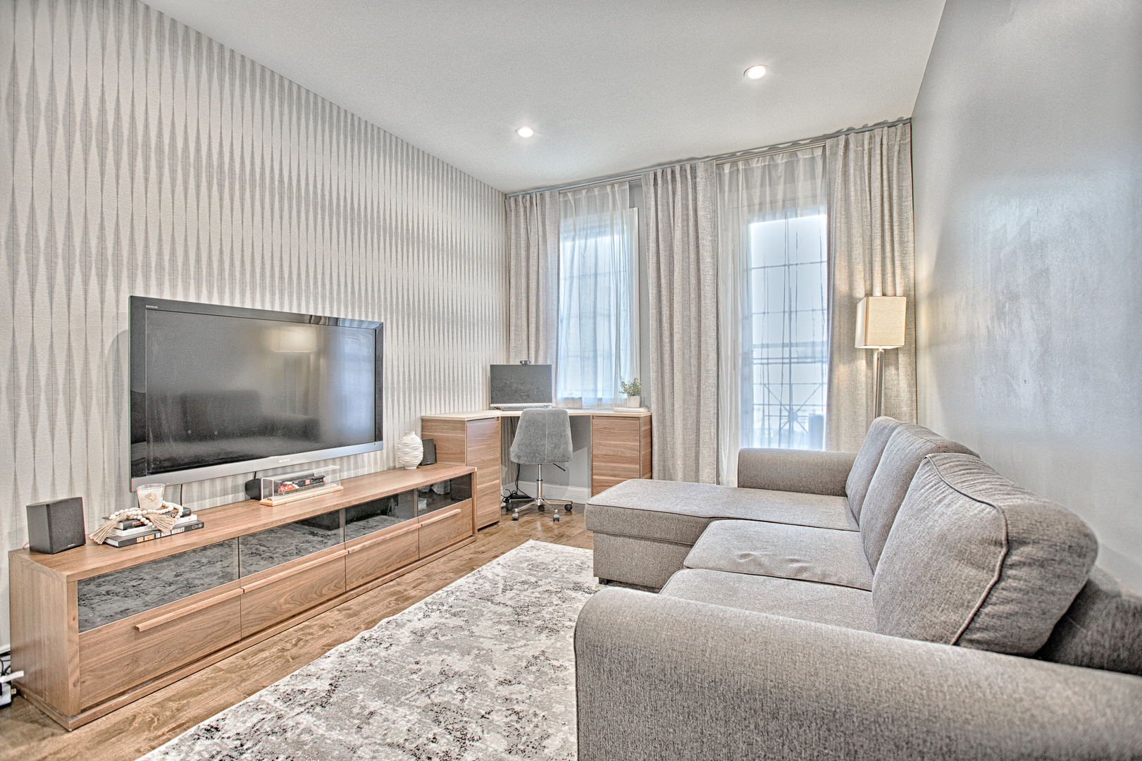 364 W Huron Street Unit: A