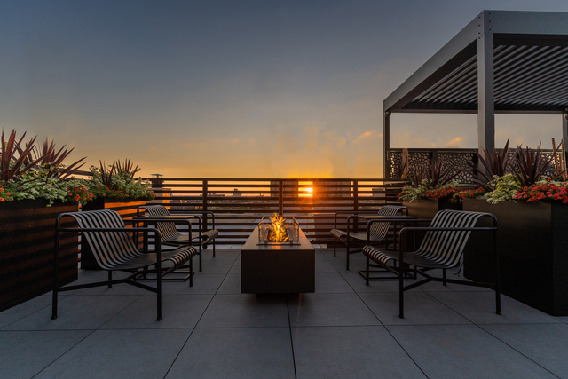 3314 N Lake Shore Drive Unit: 6D