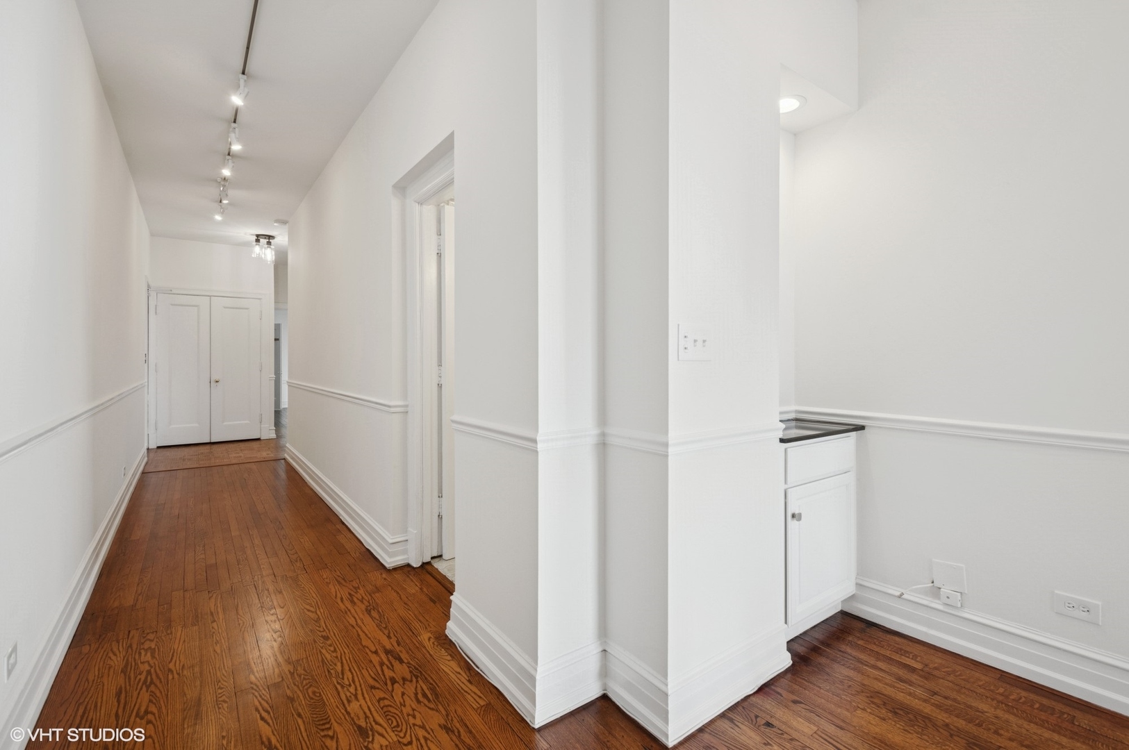 3314 N Lake Shore Drive Unit: 6D