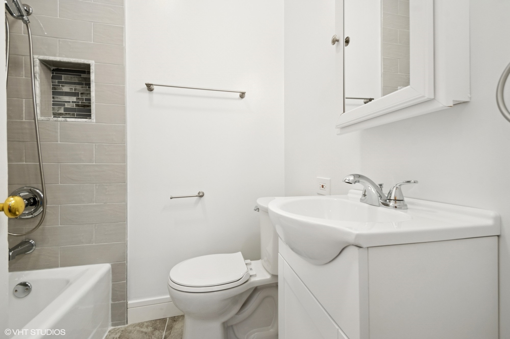 3314 N Lake Shore Drive Unit: 6D