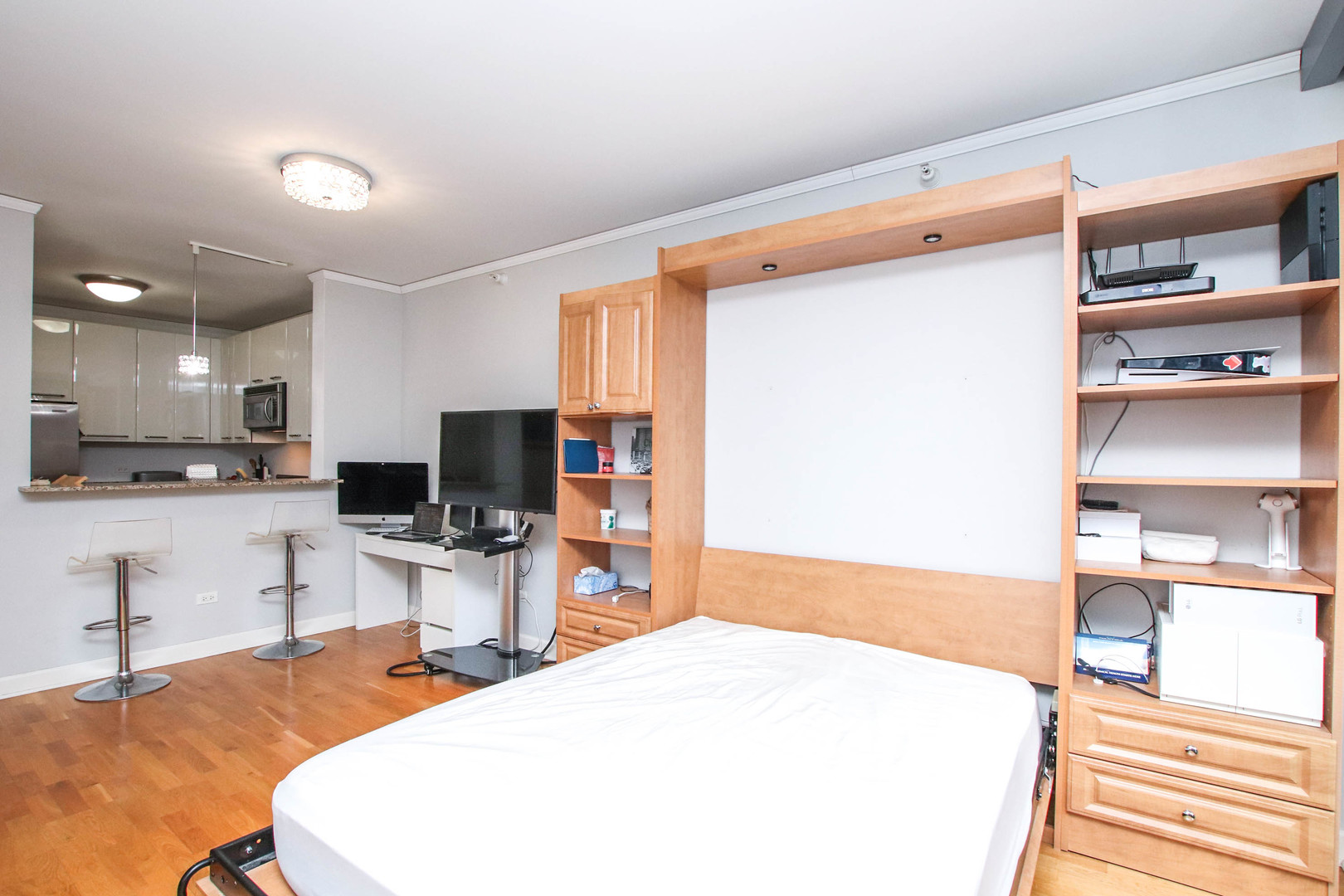 450 E Waterside Drive Unit: 907