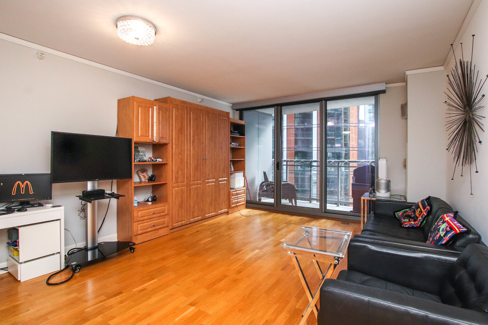 450 E Waterside Drive Unit: 907