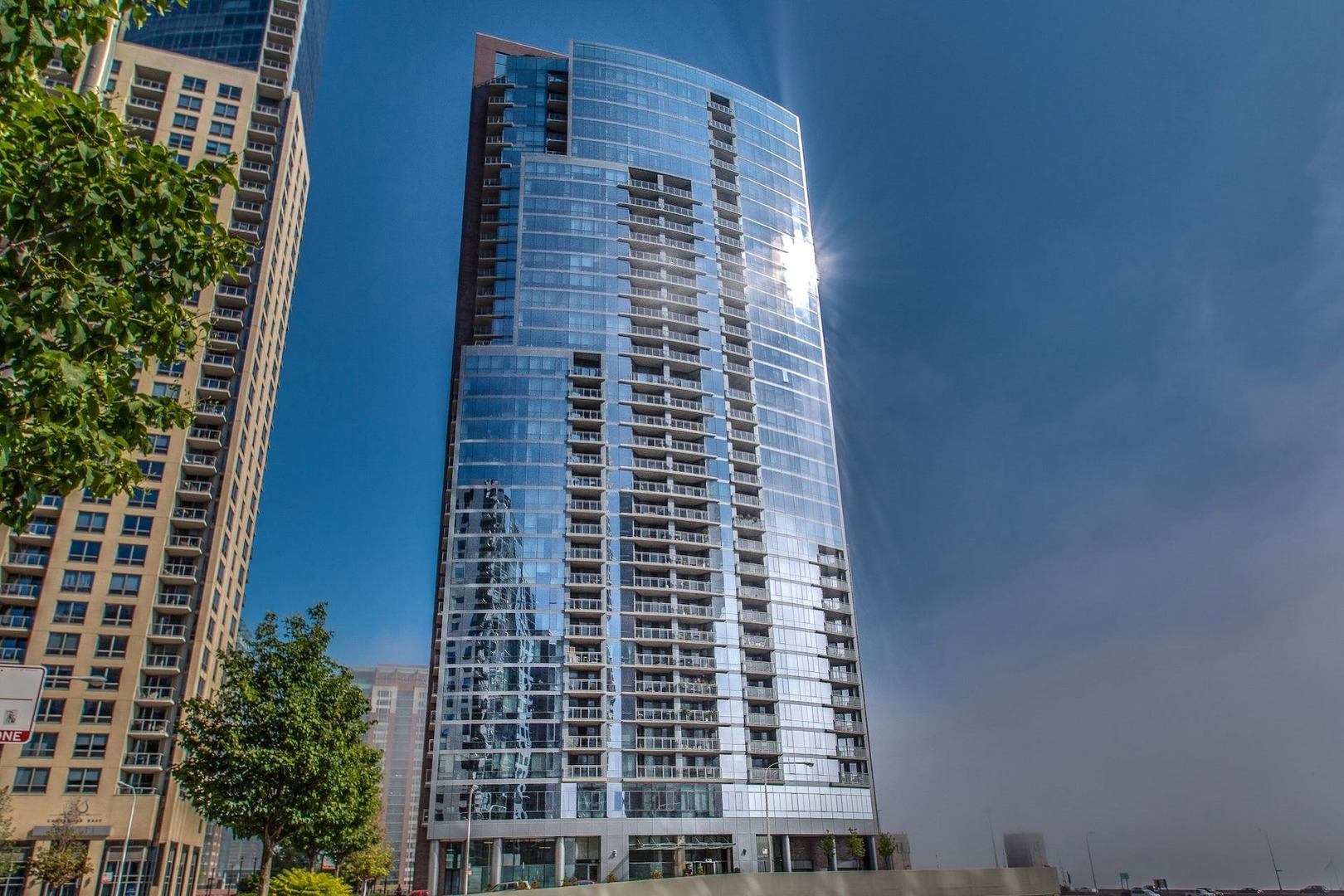 450 E Waterside Drive Unit: 907