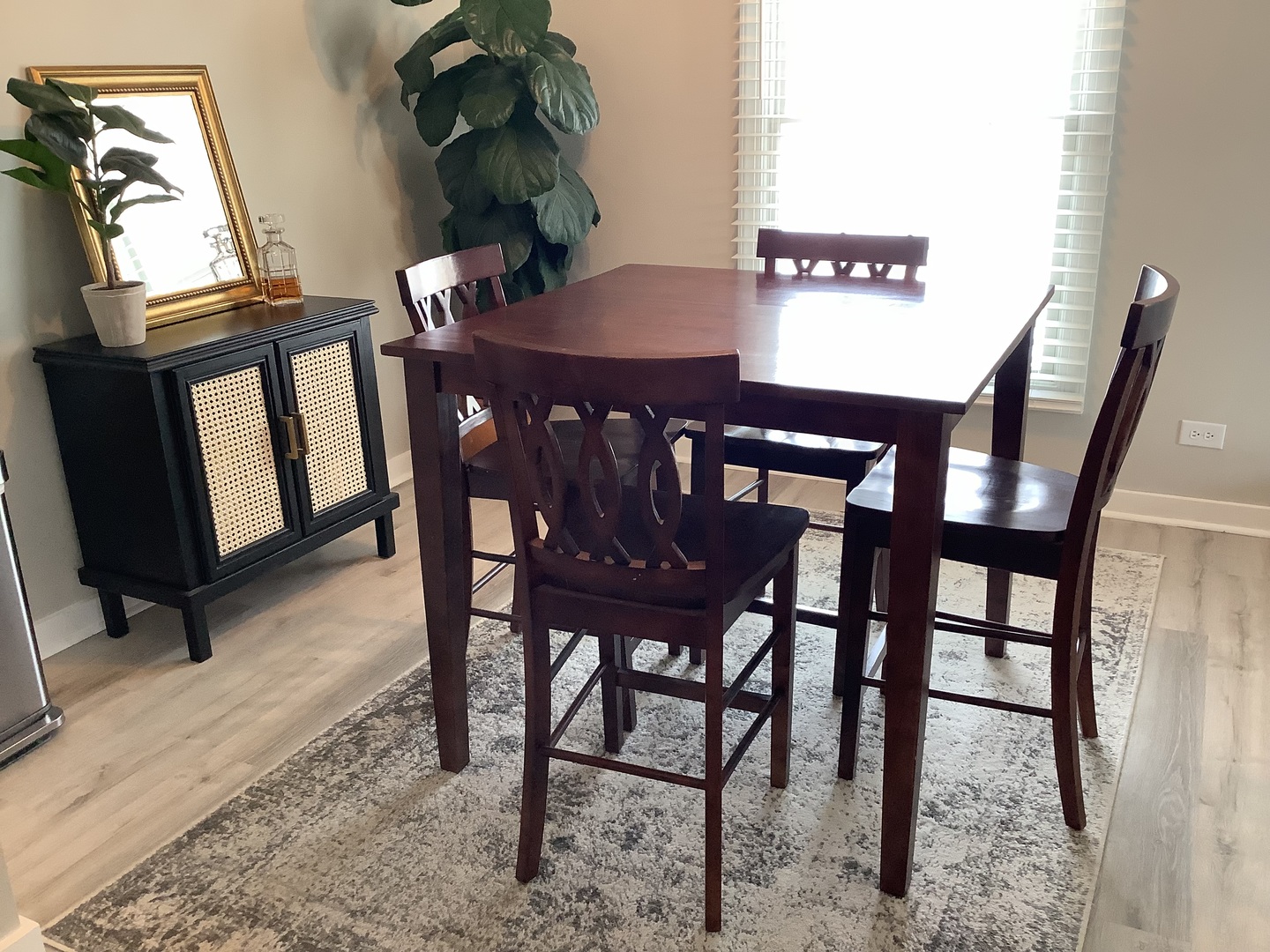 2664 COLLEGE HILL Circle Unit: 381