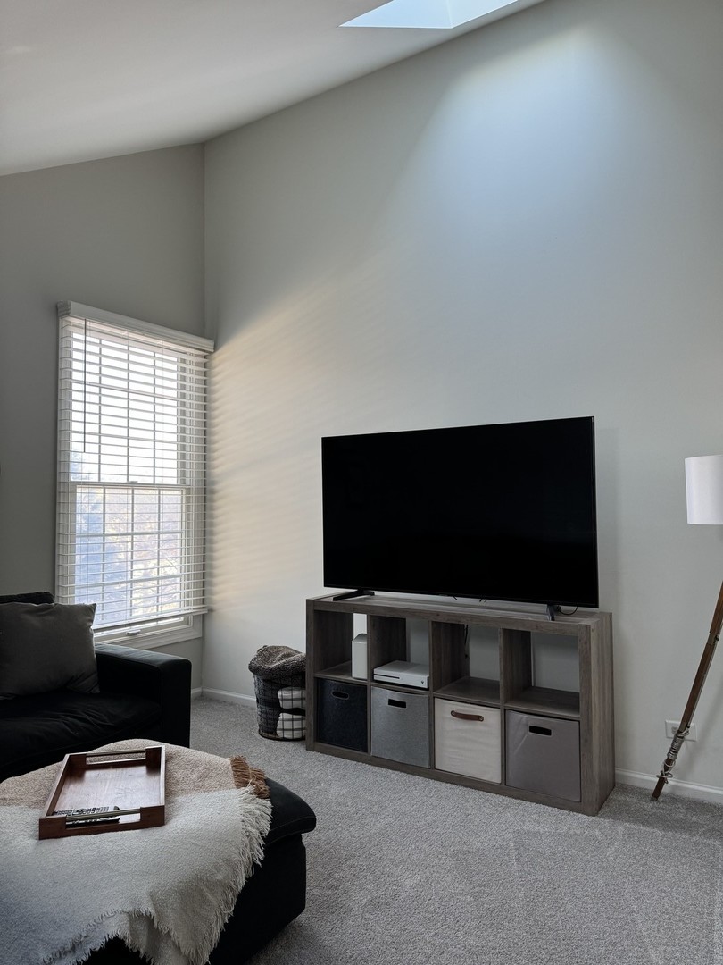 2664 COLLEGE HILL Circle Unit: 381