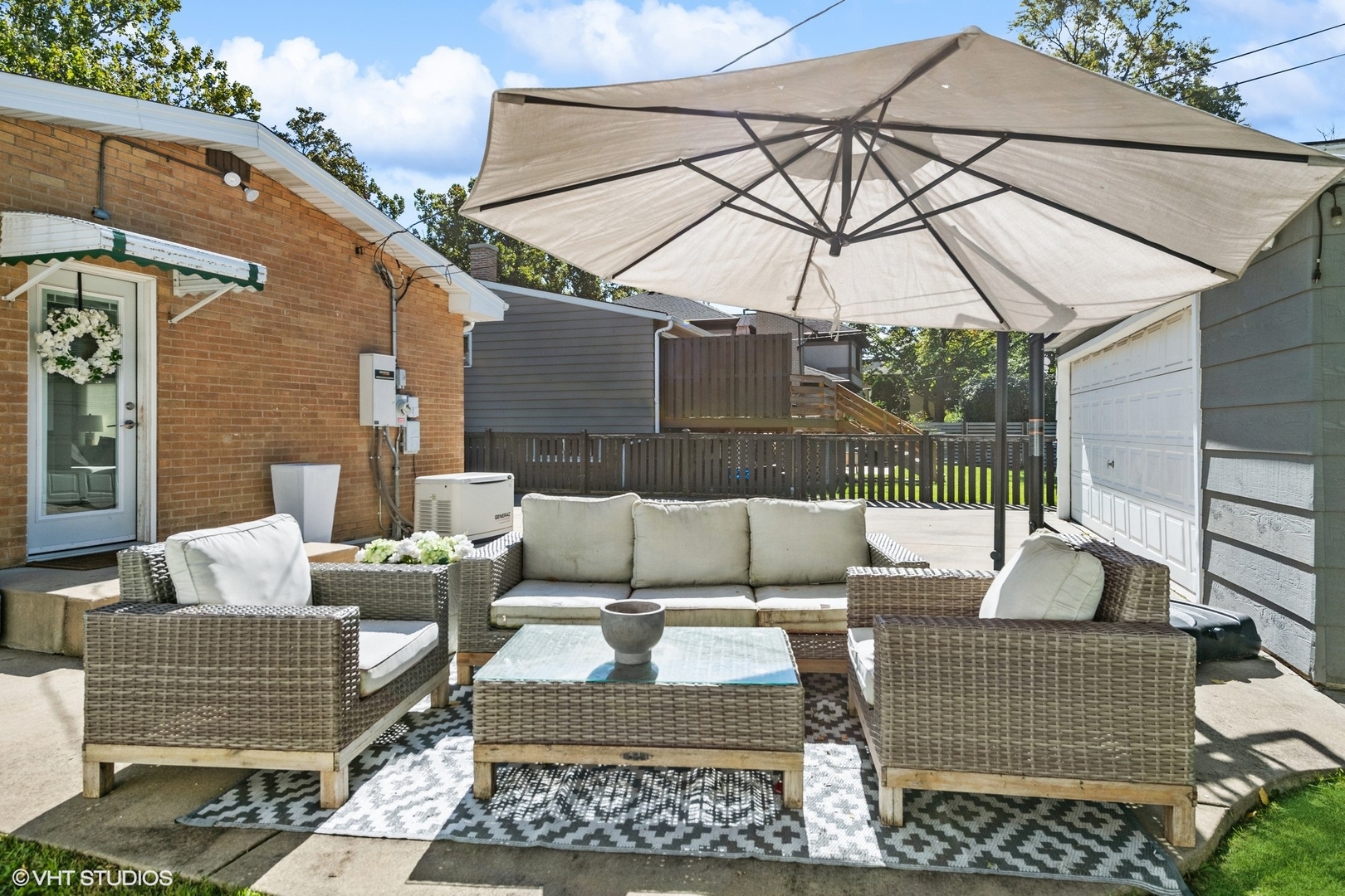 150 N Caroline Avenue