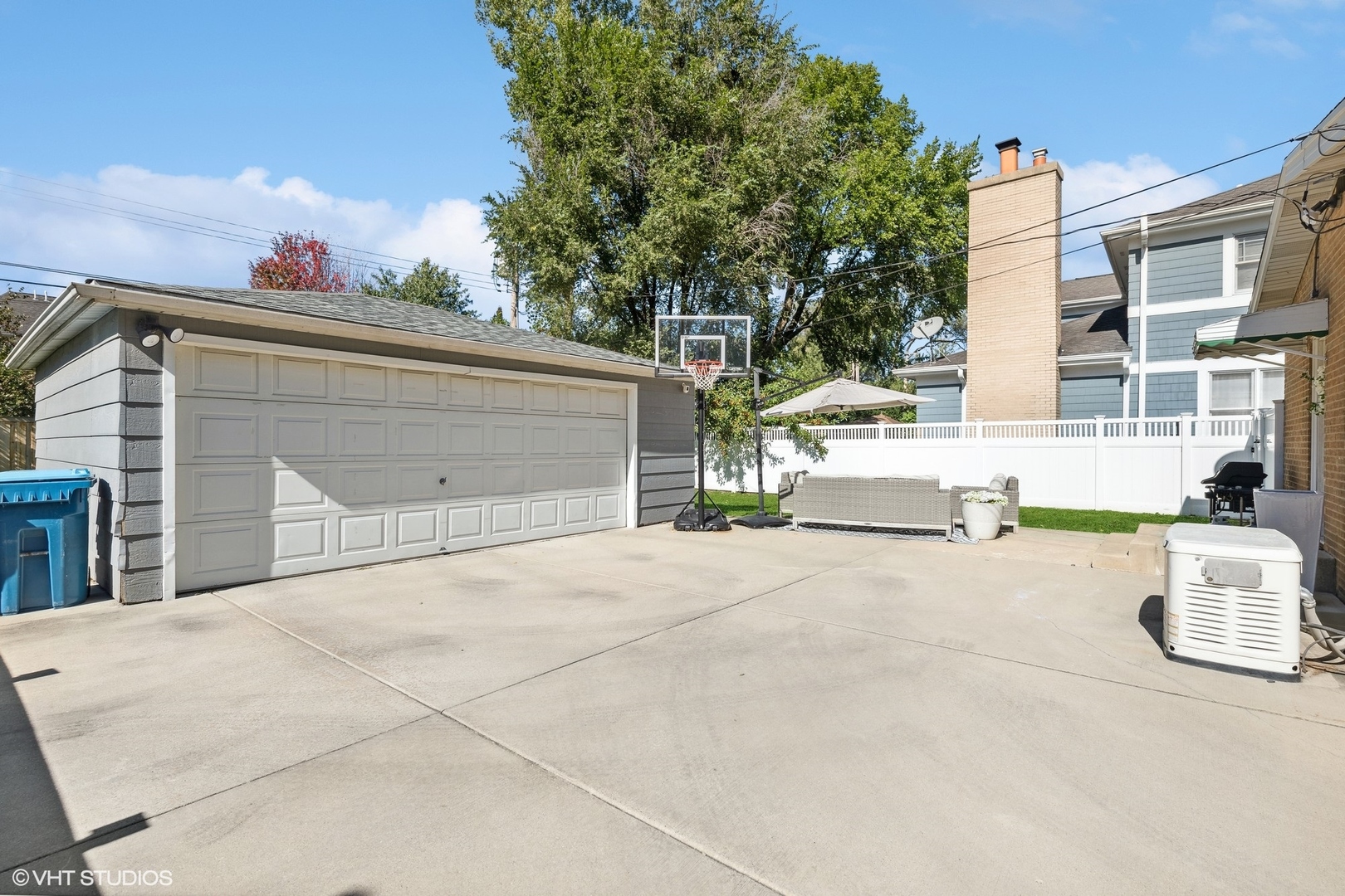 150 N Caroline Avenue