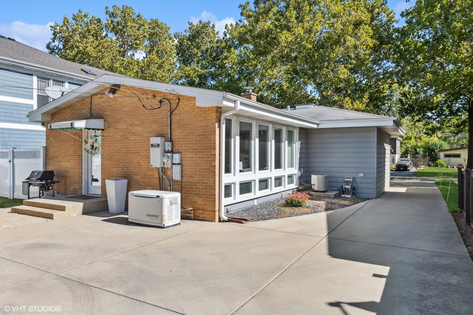 150 N Caroline Avenue