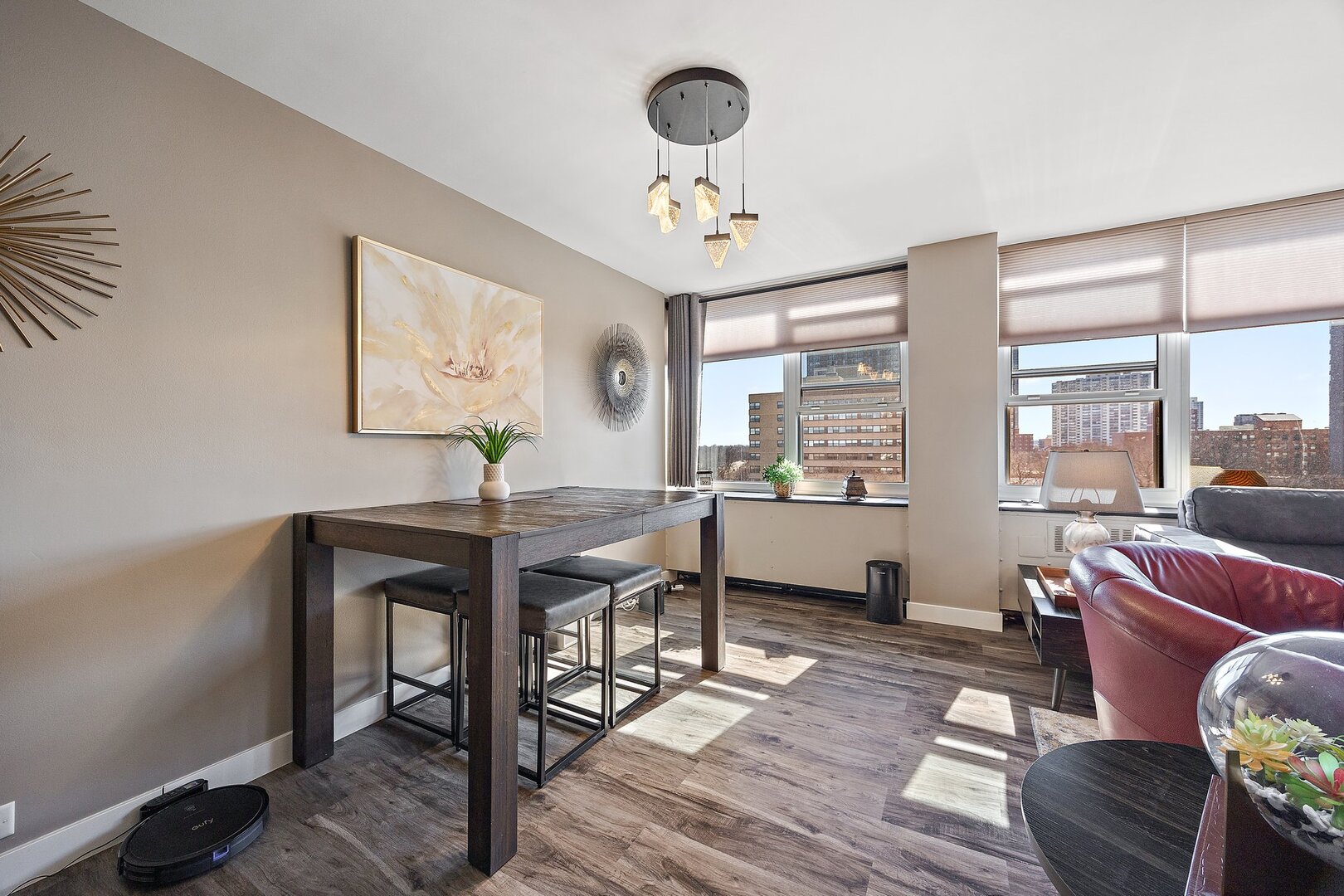 4250 N Marine Drive Unit: 806