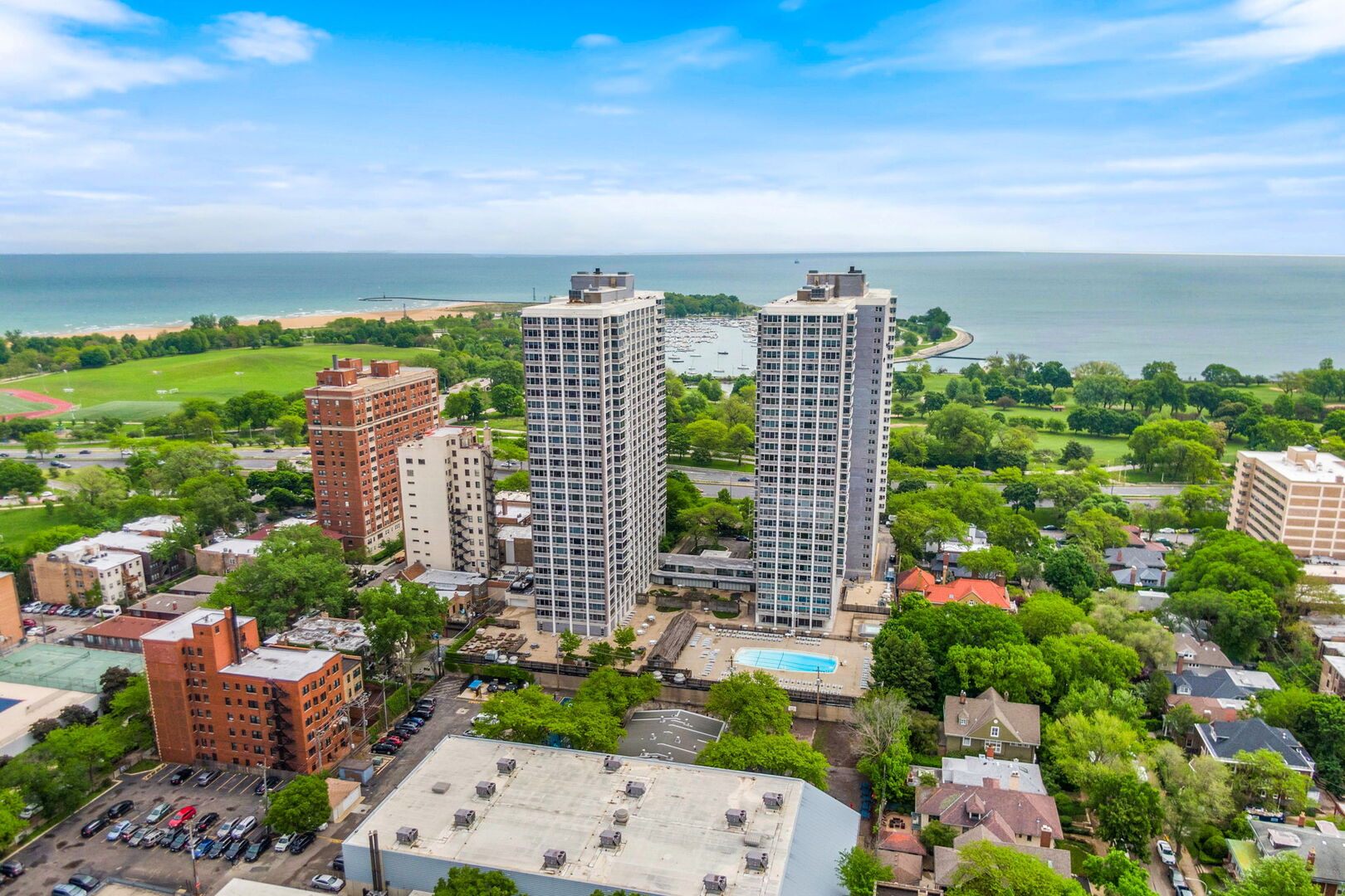 4250 N Marine Drive Unit: 806