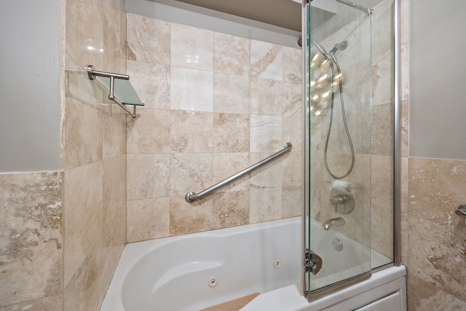 4250 N Marine Drive Unit: 806