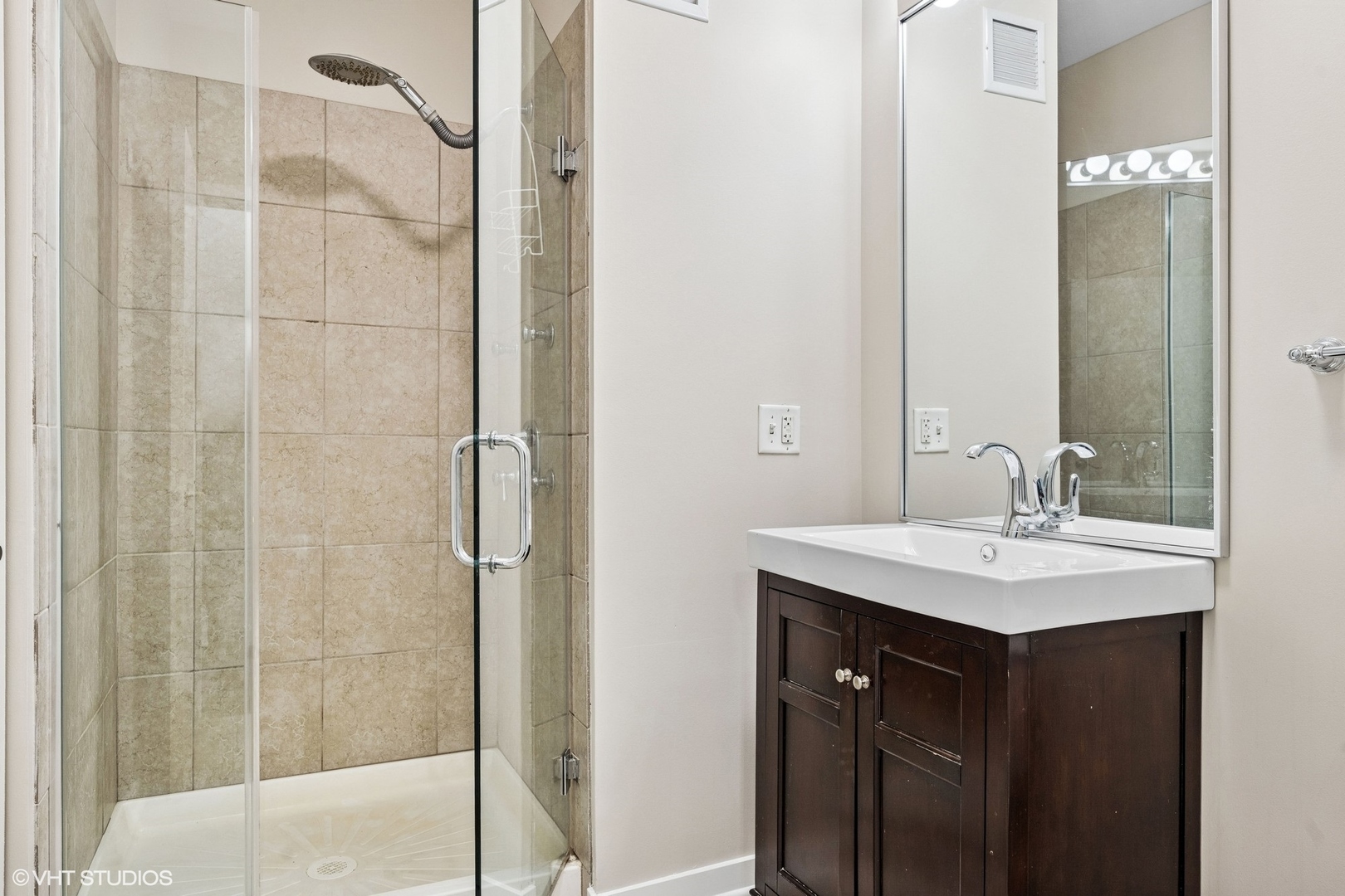757 N Orleans Street Unit: 912