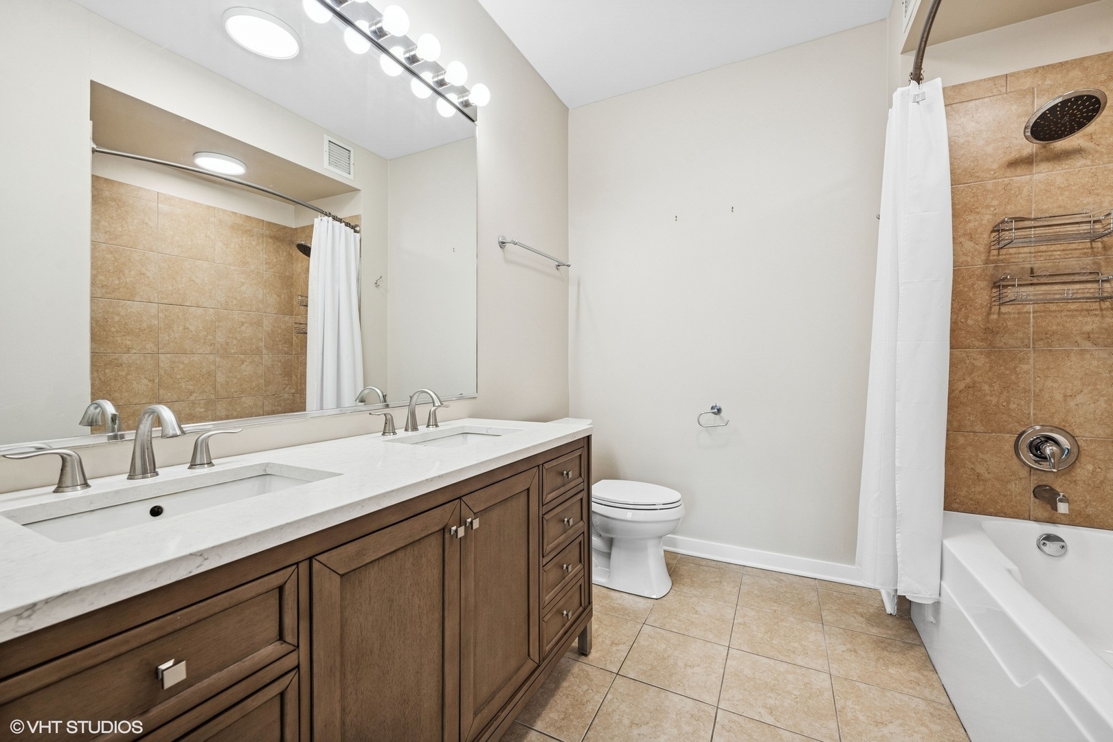 757 N Orleans Street Unit: 912