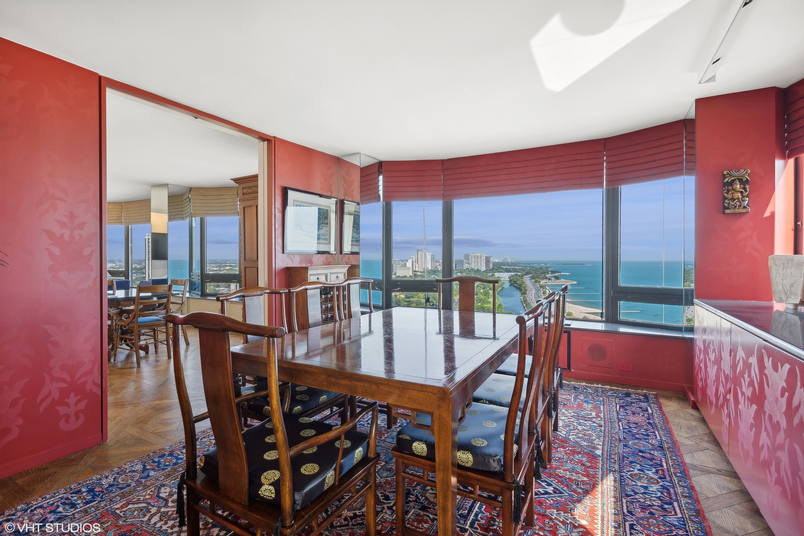 1555 N Astor Street Unit: 36E