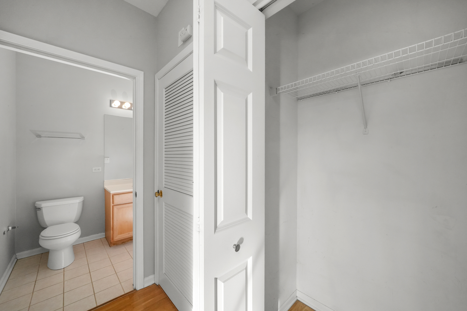 400 W Ontario Street Unit: 1708