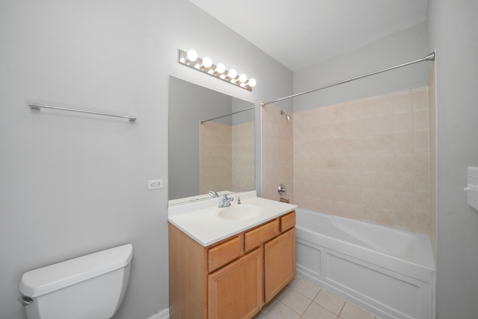 400 W Ontario Street Unit: 1708