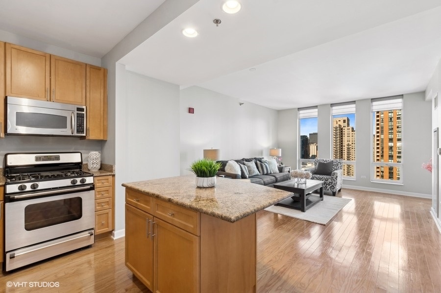 1250 S Michigan Avenue Unit: 2405