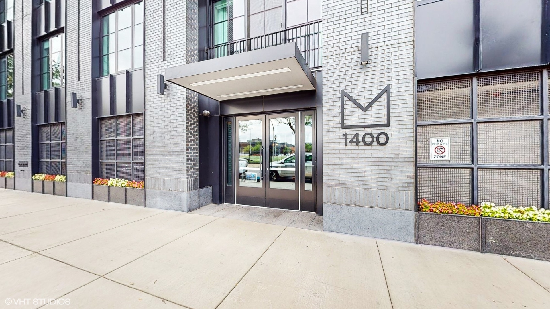 1400 W Monroe Street Unit: 5E