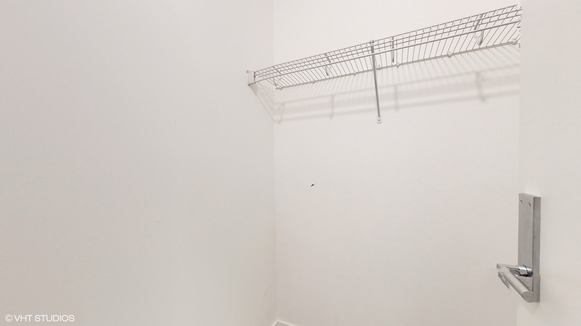 1400 W Monroe Street Unit: 5E