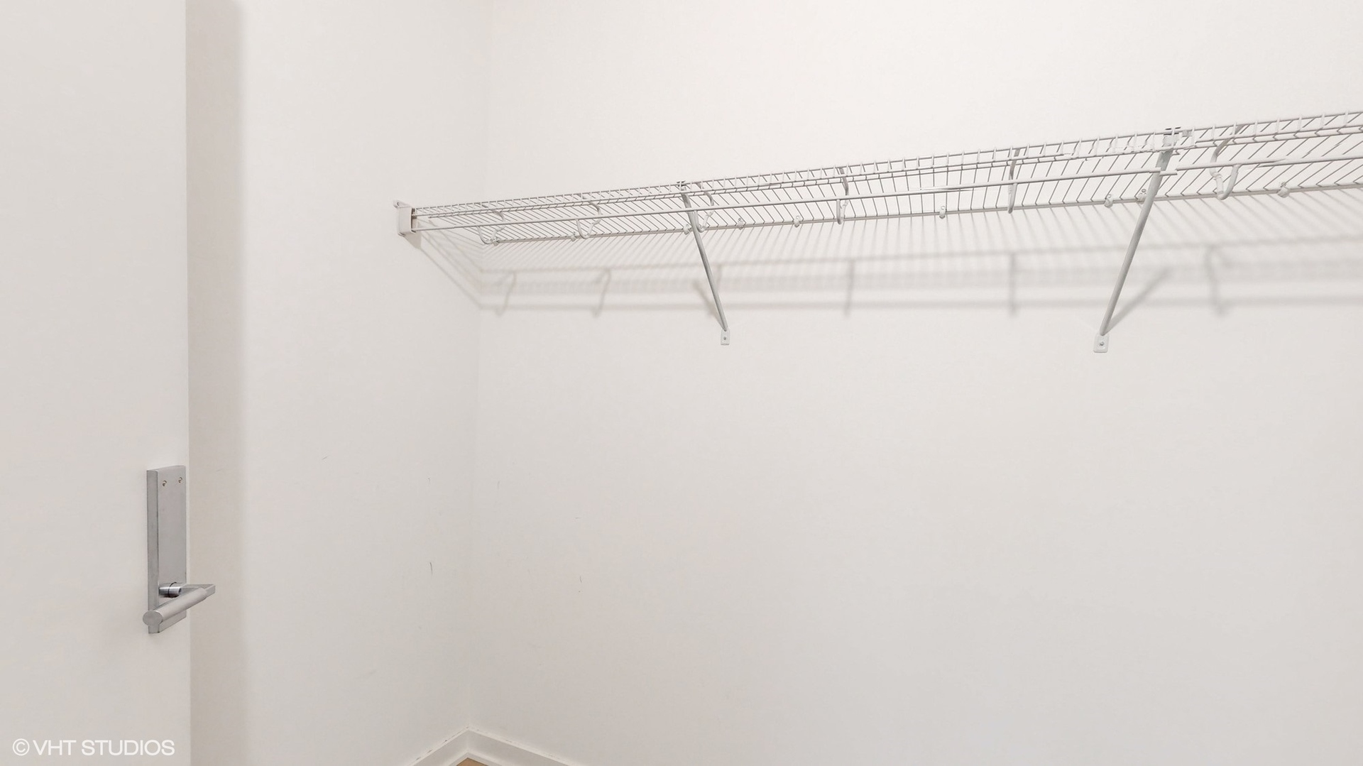 1400 W Monroe Street Unit: 5E
