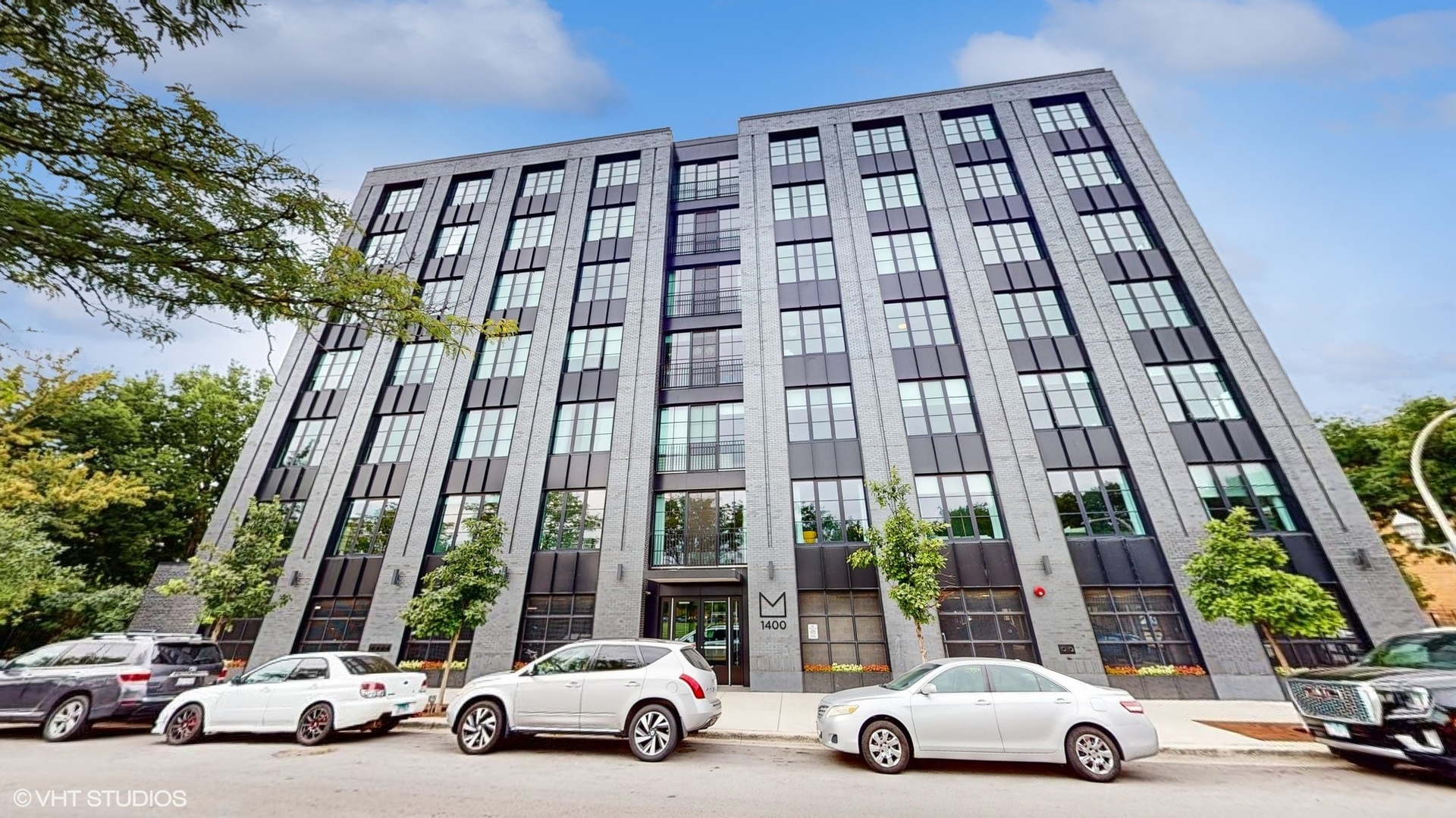 1400 W Monroe Street Unit: 5E