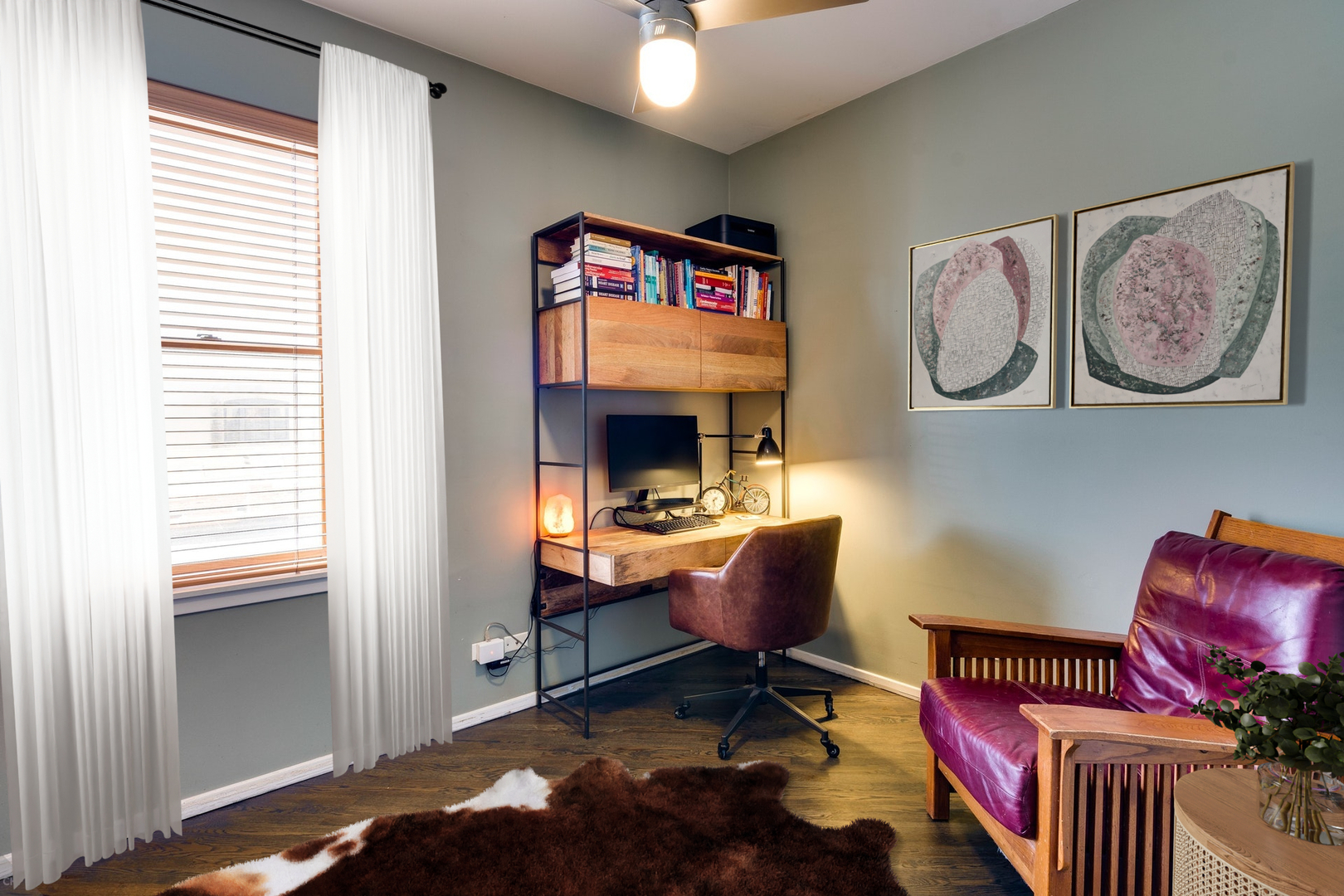 2031 W EVERGREEN Avenue Unit: 4W