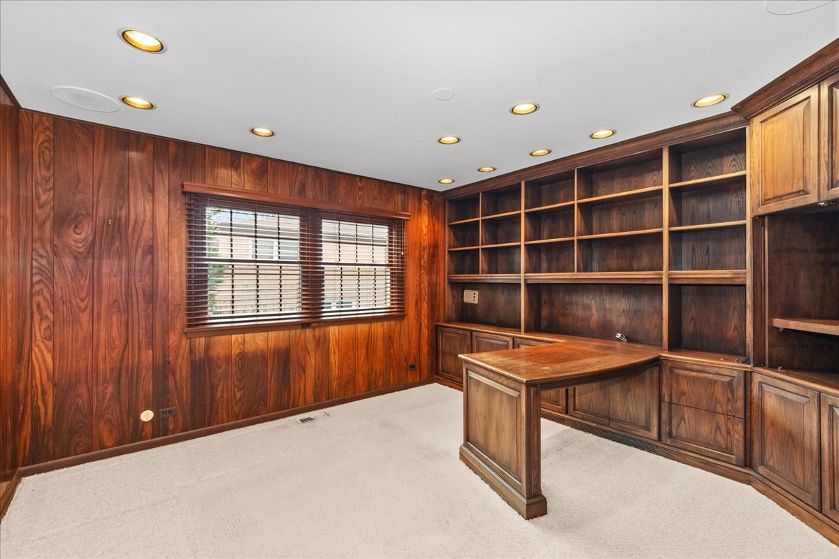 3227 Greenleaf Avenue