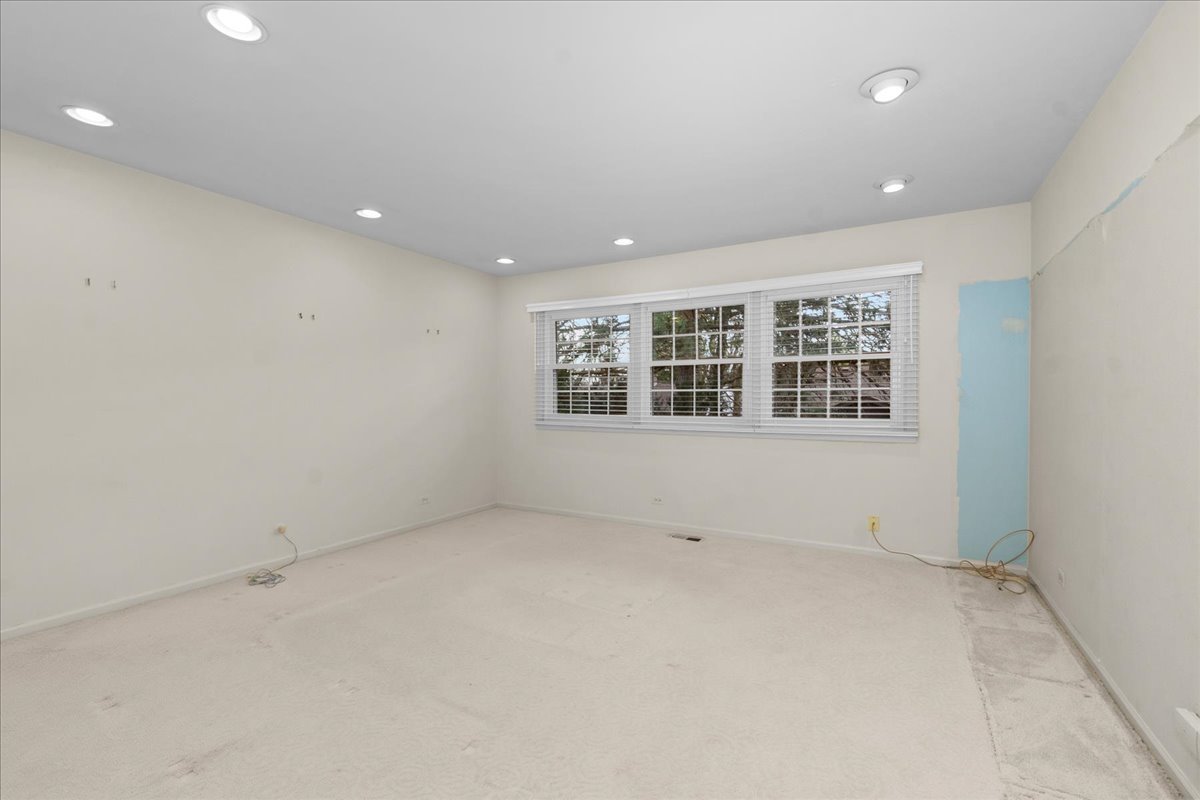 3227 Greenleaf Avenue