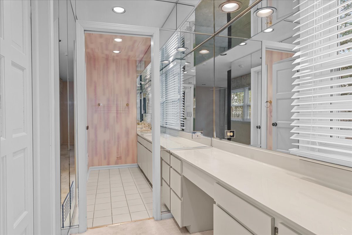 3227 Greenleaf Avenue