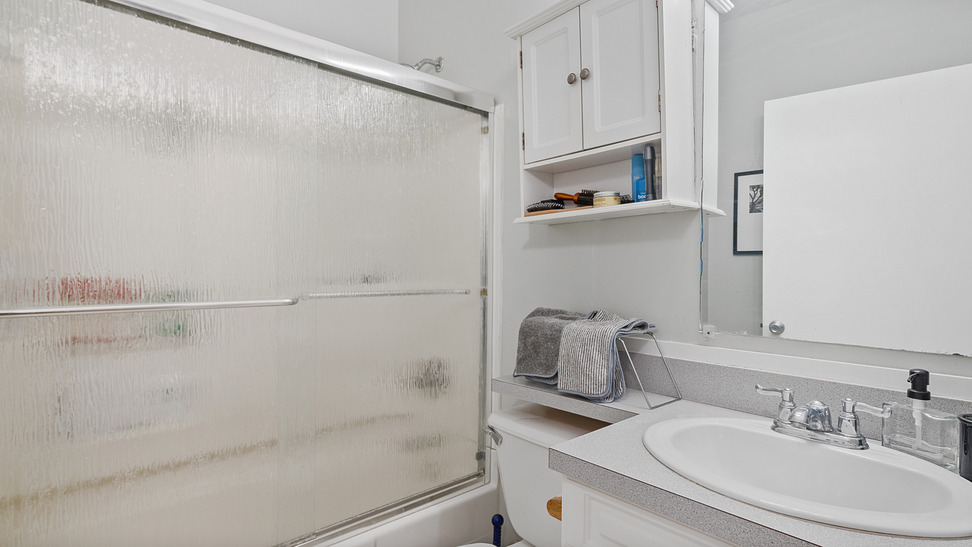 3951 N Greenview Avenue Unit: 3D