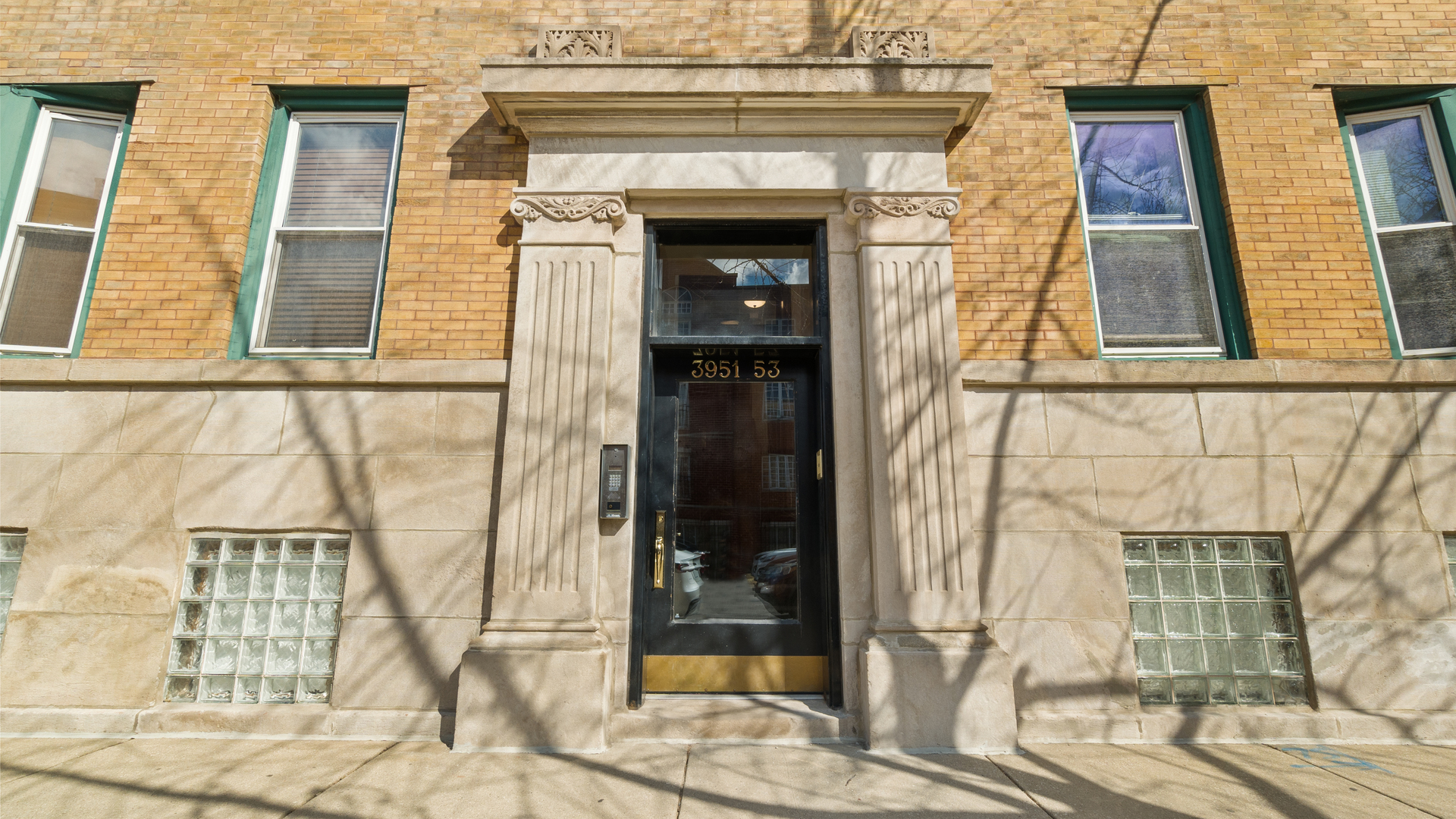 3951 N Greenview Avenue Unit: 3D