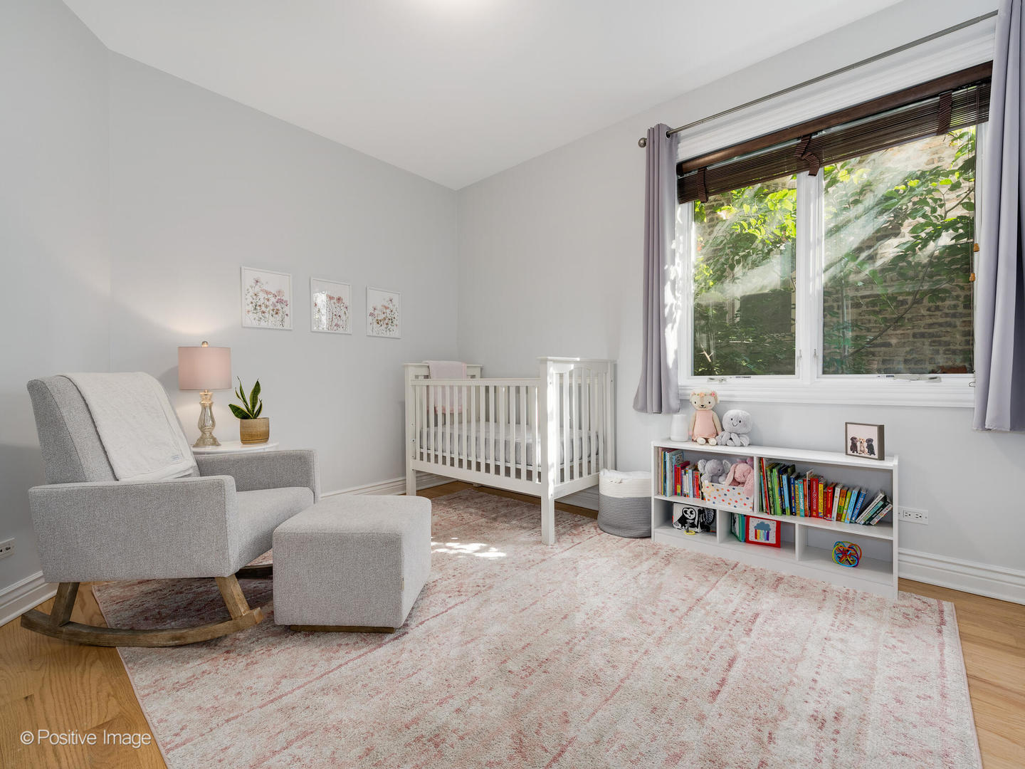 3923 N ASHLAND Avenue Unit: 201